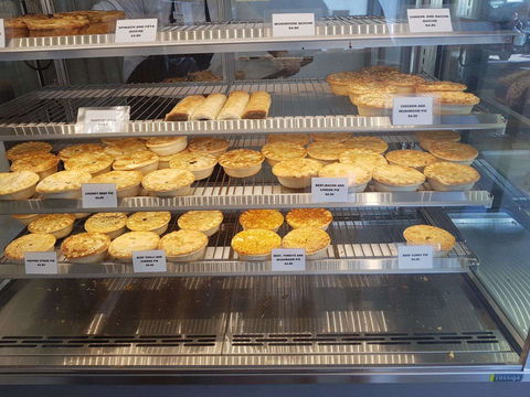 Bobs Bakery - Tourism Cairns 0