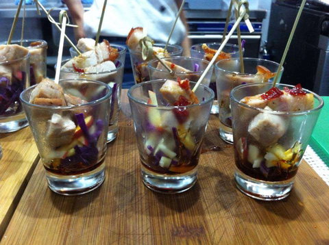 Cafe Llewellyn - Tourism Cairns 0