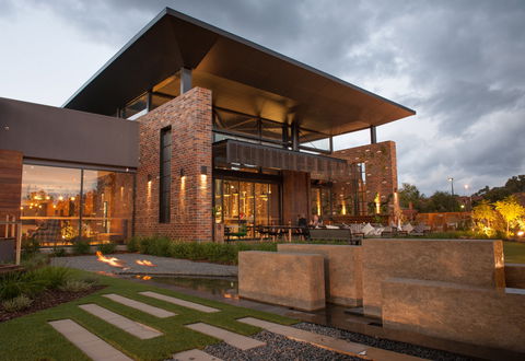 Junction Moama - Tourism Cairns 1