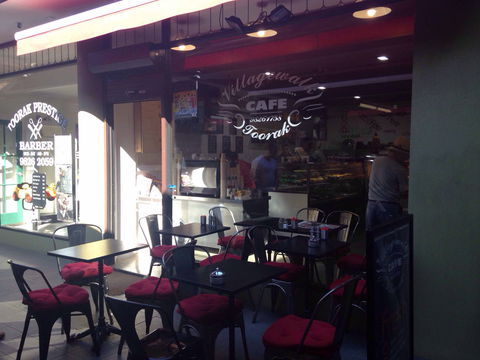 Villagewalk Cafe - Tourism Cairns 0
