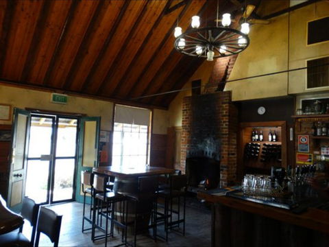 The Lion Of Waterloo Restaurant - Closed Until Further Notice - Tourism Cairns 0