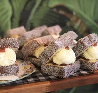 Royal George Hotel - Tourism Cairns