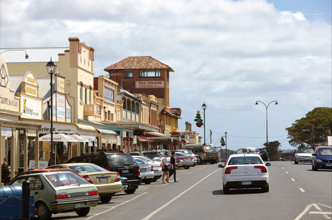 Lombardys - Tourism Cairns 0
