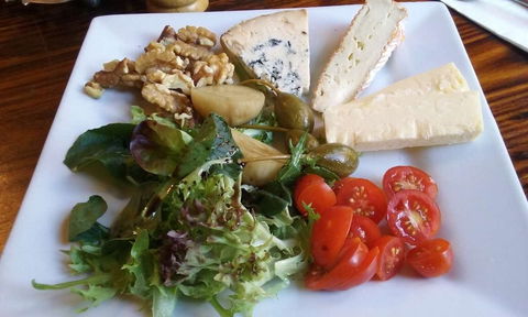 Level 1 Restaurant - Mordy HQ - Tourism Cairns 0