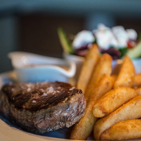 Cascades Restaurant - Tourism Cairns 0