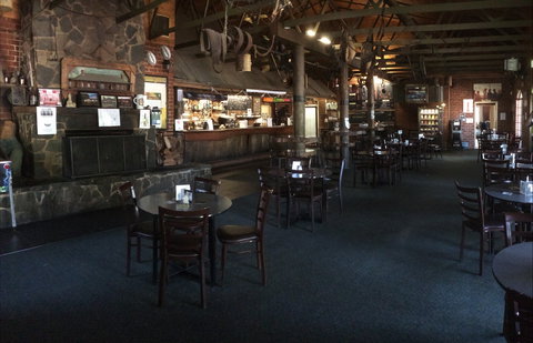 Murrumbateman Country Inn Bistro - Tourism Cairns 0