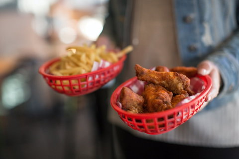 Vertisha's Asian Chow - Tourism Cairns 0