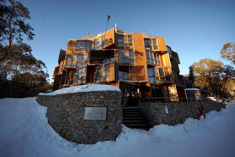 Huski Kitchen - Tourism Cairns 0