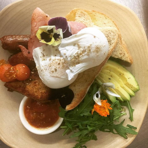 Be Bold - Tourism Cairns 0