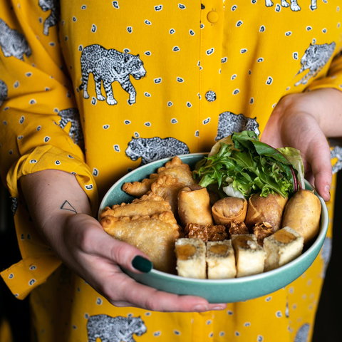 Machan Indian Restaurant - Tourism Cairns 0