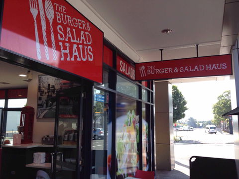 The Burger And Salad Haus - Tourism Cairns 0
