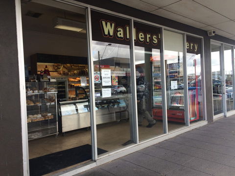 Waller's Bakery - Tourism Cairns 0