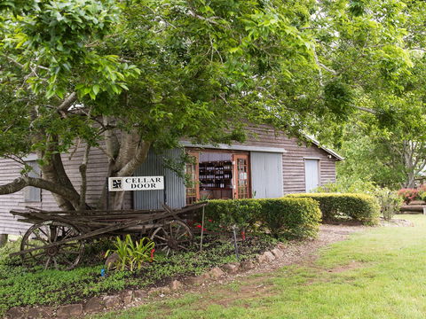 Clovely Estate Vineyard Cellar Door - Tourism Cairns 1