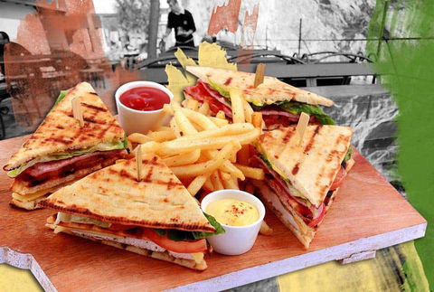 Greek Street Grill - Surfers Paradise - Tourism Cairns 0