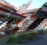 Mogo Fudge and Ice Cream /  Courtyard Cafe / Lots of Lollies Mogo - Tourism Cairns