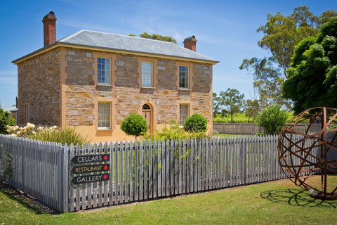 Penny's Hill Winery - Tourism Cairns 0