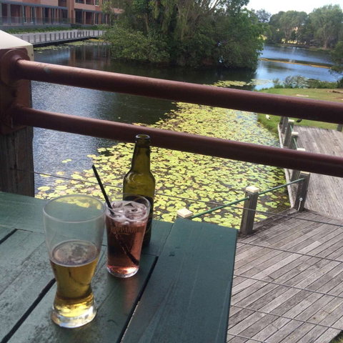 Robina Tavern - Tourism Cairns 0