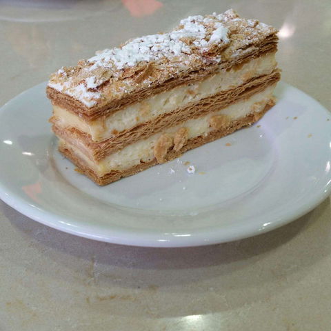 Serina Cafe - Tourism Cairns 0