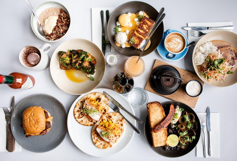 Teddy Picker's - Tourism Cairns 0