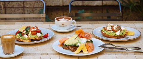 The Coffee Emporium - Tourism Cairns 0