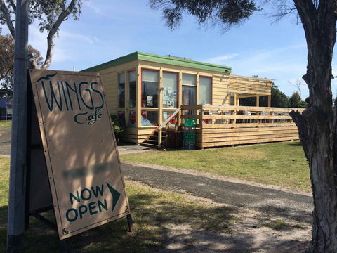 Wings Cafe - Tourism Cairns 0