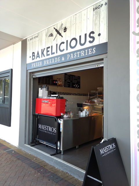 Bakelicious - Narraweena Cake Shop - Tourism Cairns 0