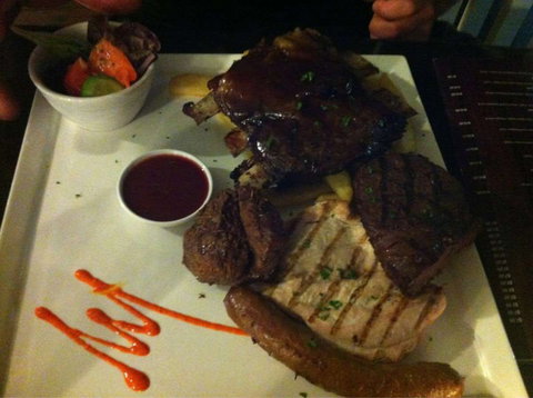 Griddle - Tourism Cairns 0