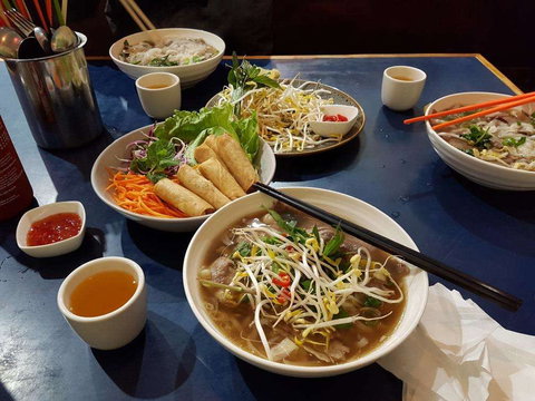 Madame Saigon - Tourism Cairns 0