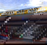 Menzies Hot Bread - Tourism Cairns