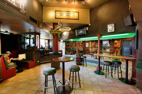 O'Malley's Irish Bar - Mooloolaba - Tourism Cairns 0