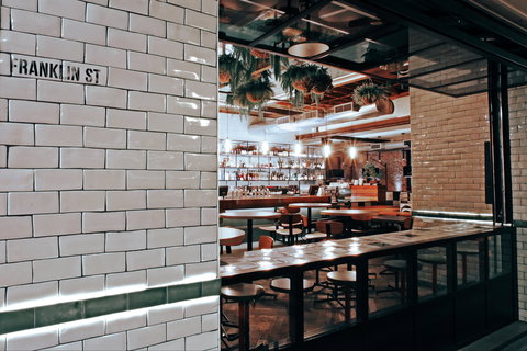 Public Bar - Tourism Cairns 0