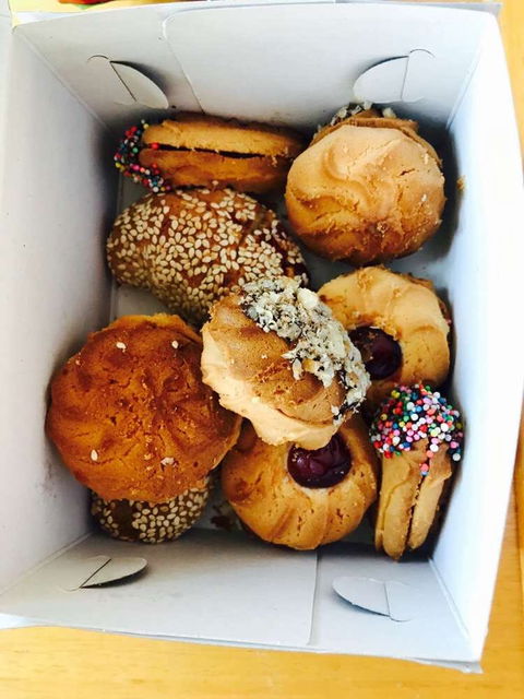 Achillion Cakes - Preston - Tourism Cairns 0