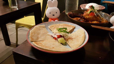 Khluk Street Food - Tourism Cairns 0