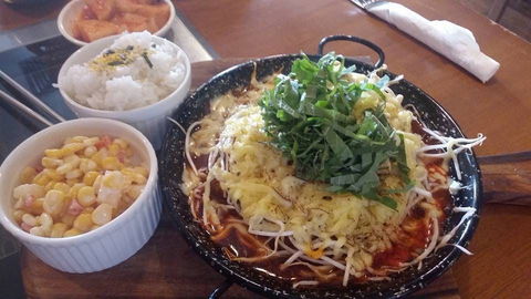 Newway Karaoke Restaurant - Tourism Cairns 0