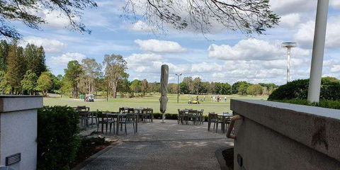 Tee's Clubhouse - Tourism Cairns 0