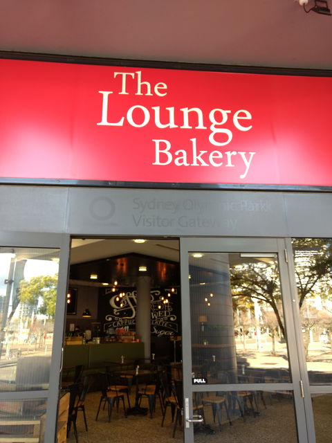 The Lounge Bakery - Tourism Cairns 0