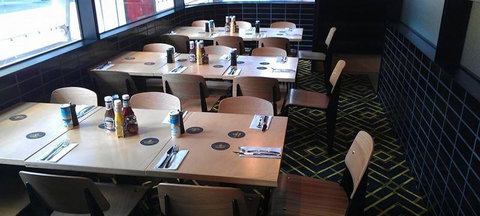 Seagrove Chinese - Tourism Cairns 3