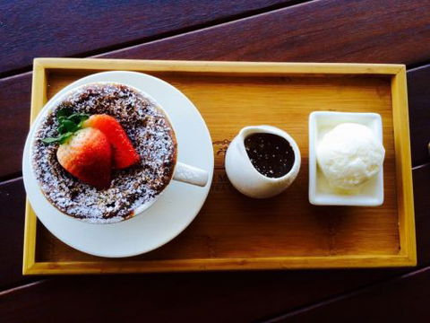 Q Bar & Brasserie On The Avenue - Tourism Cairns 4