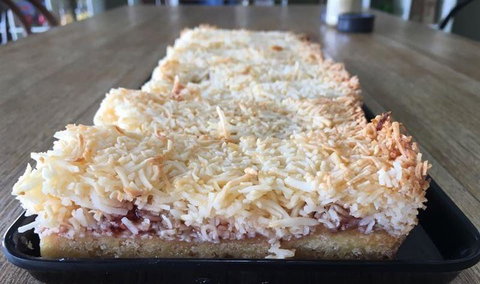 Bean And Barrow - Tourism Cairns 1