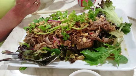 Huong Viet Cafe - Tourism Cairns 0