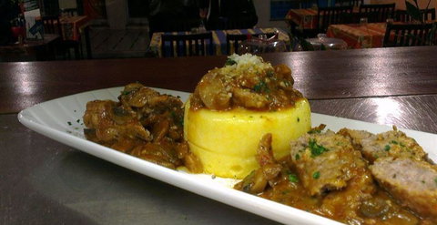 What's In The Pot? - Tourism Cairns 13