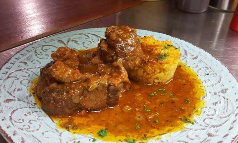 What's In The Pot? - Tourism Cairns 18