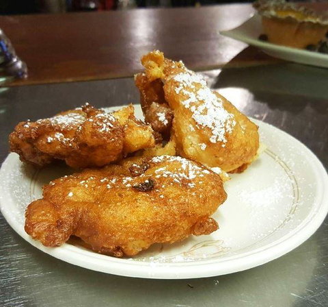 What's In The Pot? - Tourism Cairns 19