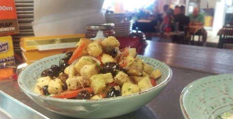 What's In The Pot? - Tourism Cairns 5