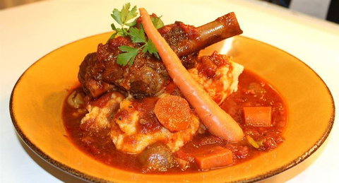 Berry Springs Tavern - Tourism Cairns 5