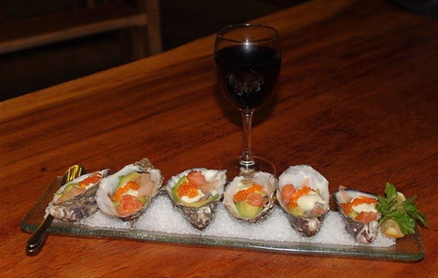 Berry Springs Tavern - Tourism Cairns 8