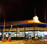 Castlereagh Hotel - Tourism Cairns