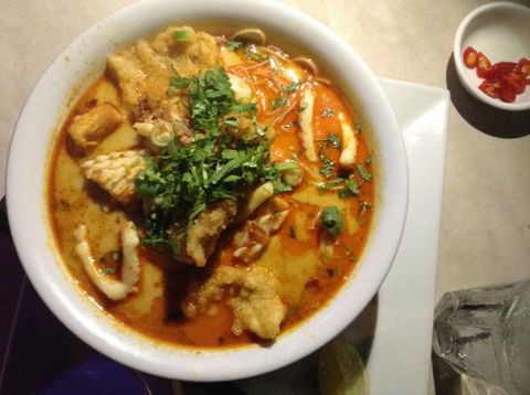 The Arch Rival Bar & Grill - Tourism Cairns 0