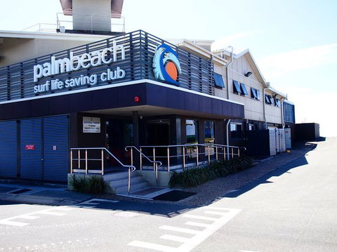 Palm Beach Surf Life Saving Club - Tourism Cairns 0