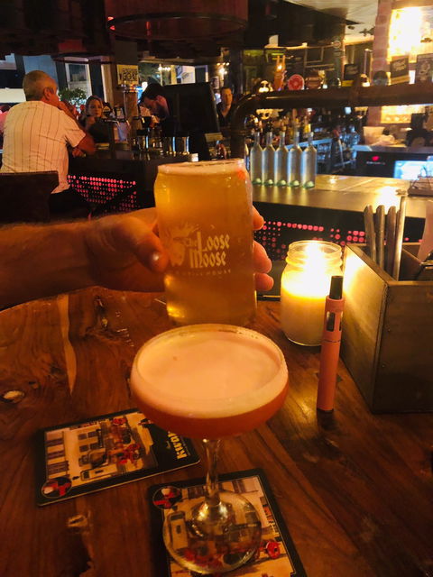 The Loose Moose Tap & Grill - Tourism Cairns 4